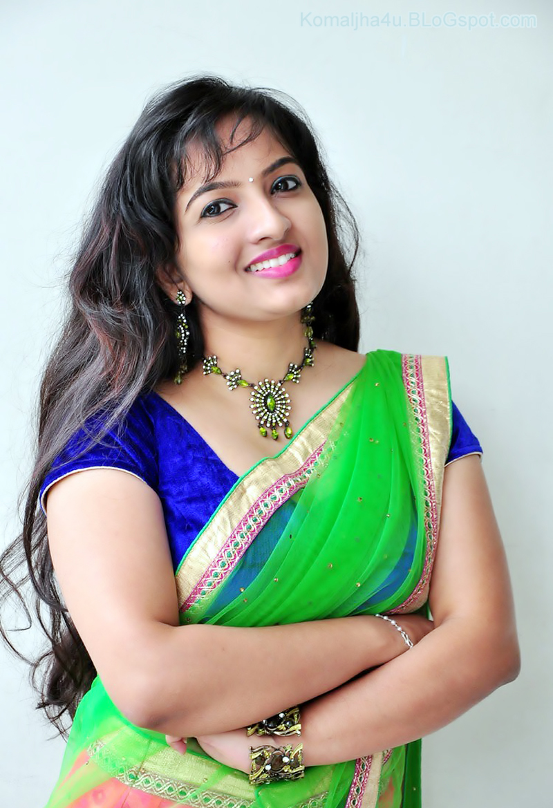 Desi GirLs Wallpapers